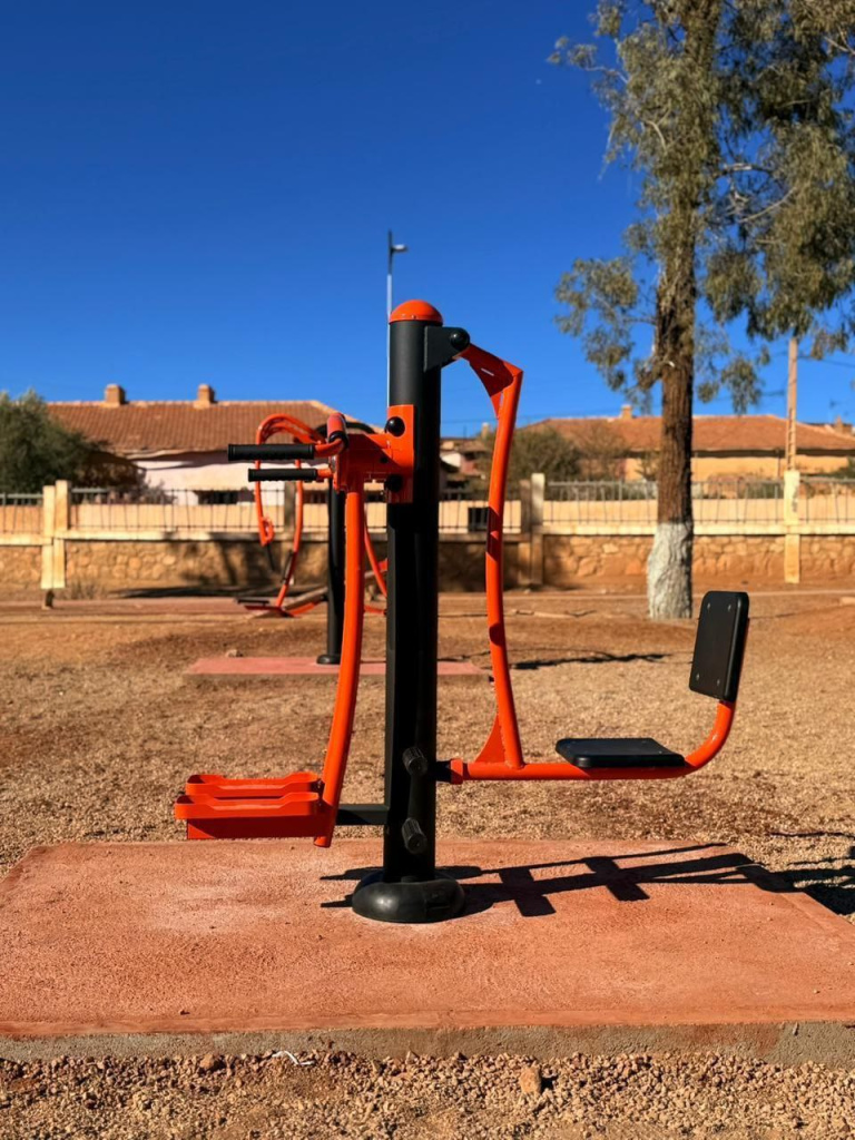 InterAtletika-outdoor-equipment-at-a-sports-ground-in-morocco-03