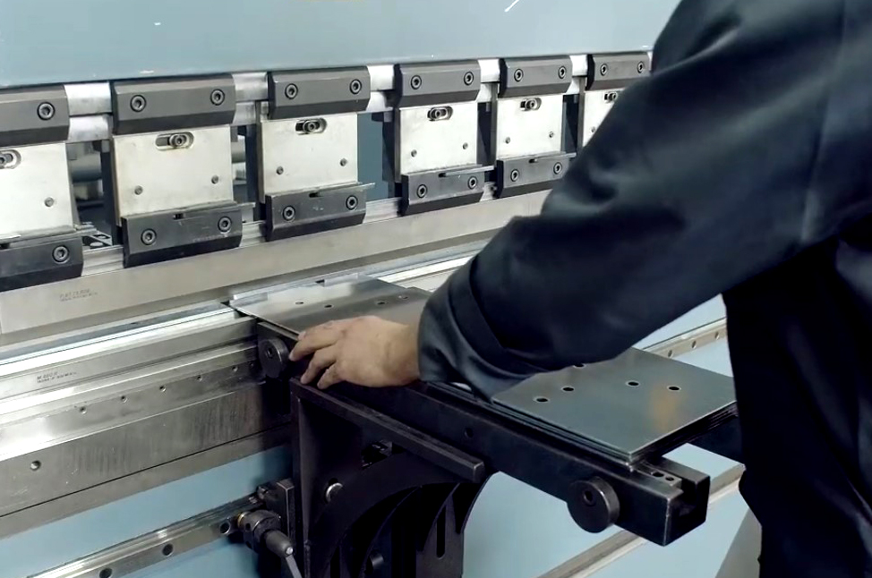 InterAtletika-more-than-metal-the-philosophy-behind-03